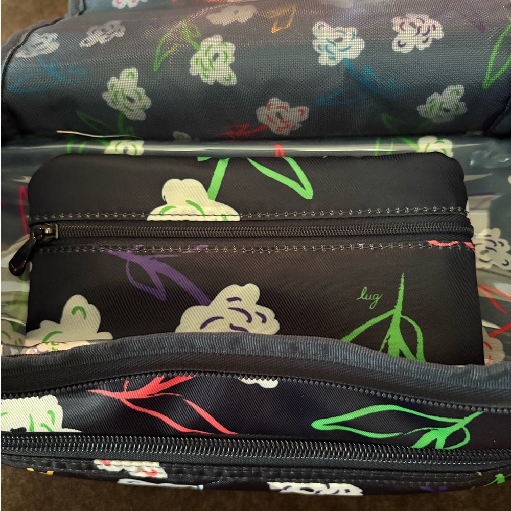Lug Floral Quilted Toiletries Bag - Picture 8 of 11